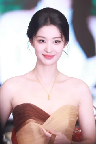 然妹妹 活动生图 红黄拼色抹胸轻纱长裙[夸克 100P 679M]-青春分享栈