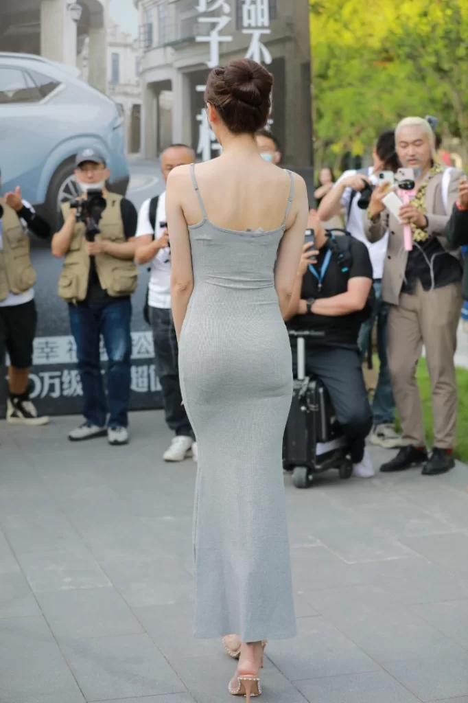 图片[2]-好看的街拍女主角-青春分享栈