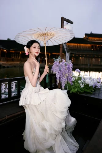 Z洁琼 活动生图 白色低胸吊带长裙[155P 1.5G 夸盘]-青春分享栈